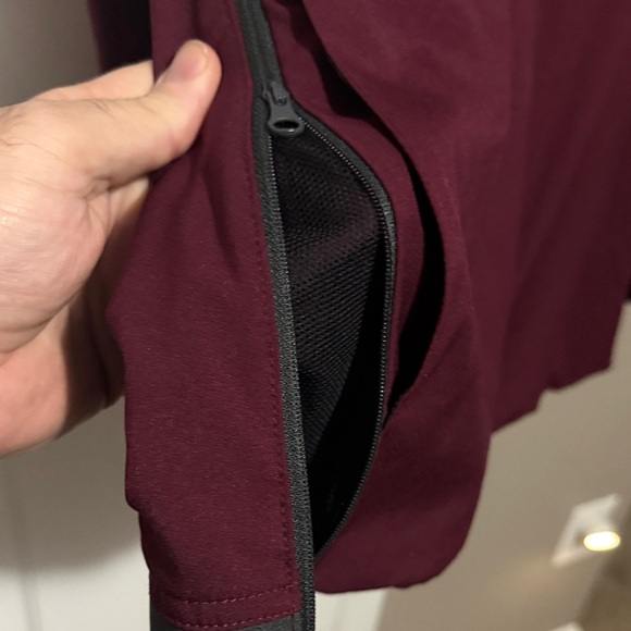 Nike Virginia Tech Hokies full-zip jacket - Picture 8 of 8